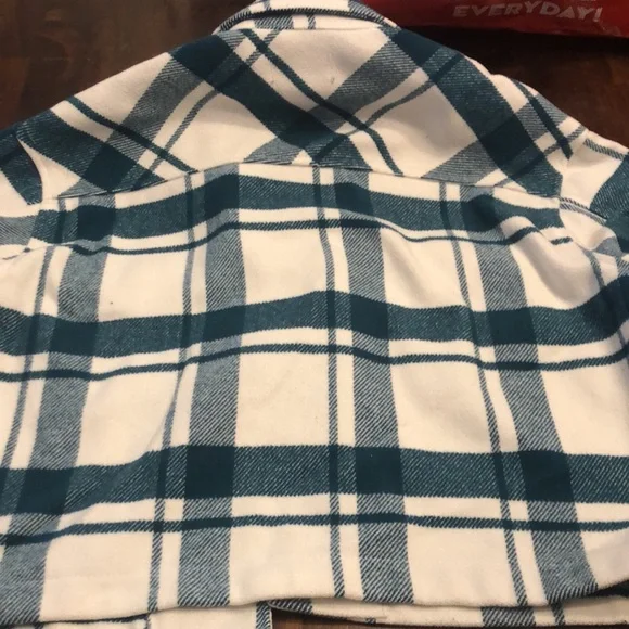 Love Tree Teal and Cream Plaid Jacket - Picture 11 of 11